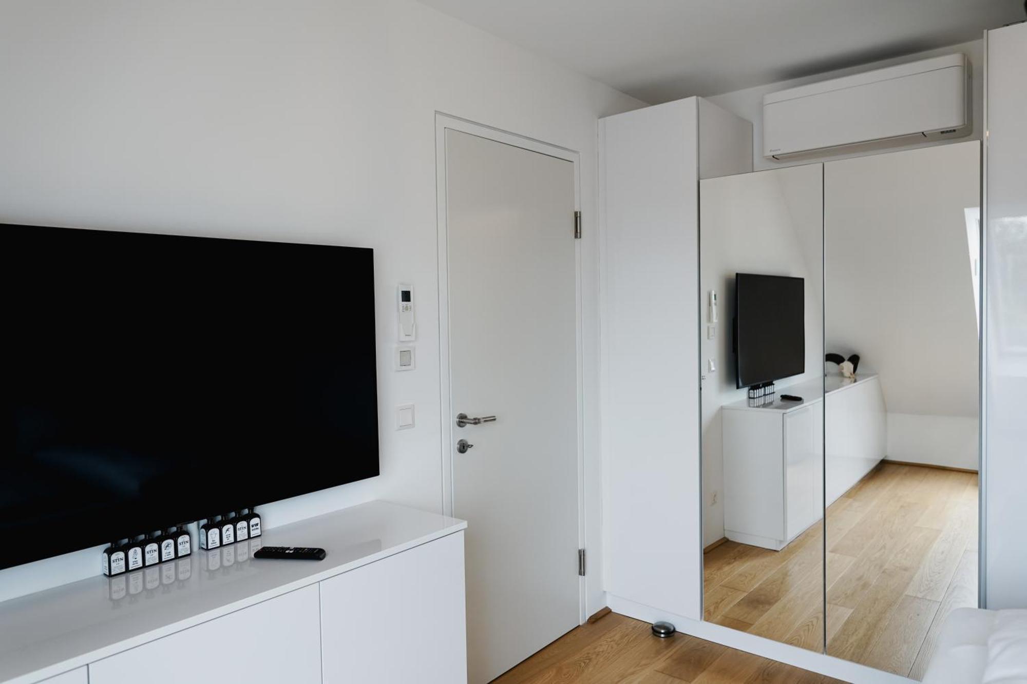 Modern Stylish Design Apartment With Free Parking Emily Vienne Extérieur photo